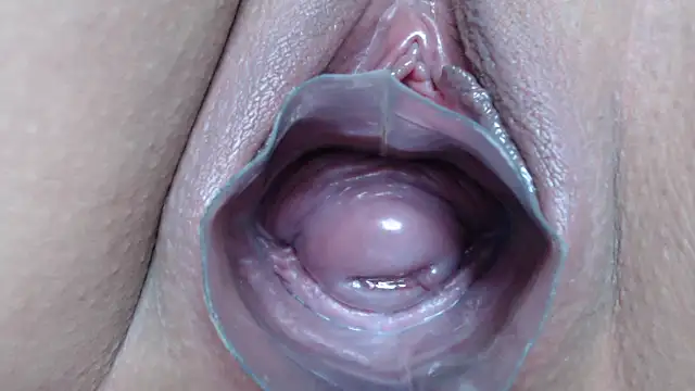 Snapshot of Princess_pussy01 chatting on November 20, 2025, 8:31 pm Princess pussy01 online show from November 20, 2025, 8:31 pm