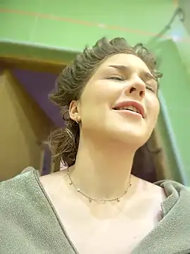 Snapshot of KellyKeler chatting on March 20, 2026, 10:05 am KellyKeler online show from March 20, 2026, 10:05 am