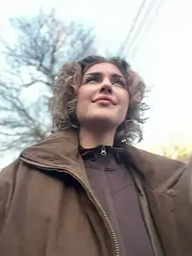 Snapshot of KellyKeler chatting on December 20, 2025, 1:03 pm KellyKeler online show from December 20, 2025, 1:03 pm