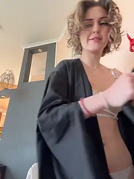 Snapshot of KellyKeler chatting on March 6, 2026, 11:49 am KellyKeler online show from March 6, 2026, 11:49 am