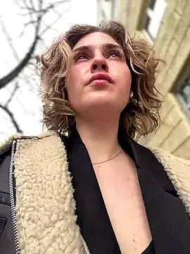 Snapshot of KellyKeler chatting on January 8, 2026, 10:21 am KellyKeler online show from January 8, 2026, 10:21 am