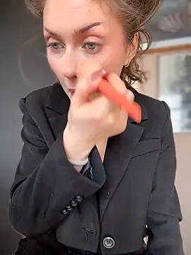 Snapshot of KellyKeler chatting on March 13, 2026, 10:09 am KellyKeler online show from March 13, 2026, 10:09 am