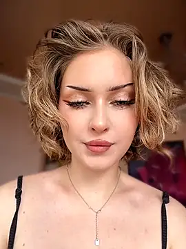 Snapshot of KellyKeler chatting on April 9, 2026, 10:21 am KellyKeler online show from April 9, 2026, 10:21 am