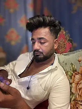 Munny6677 online show from February 21, 2026, 5:48 pm