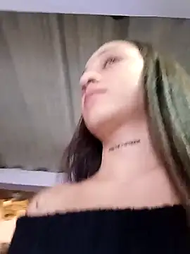 Arii collins1 online show from October 13, 2025, 5:03 pm