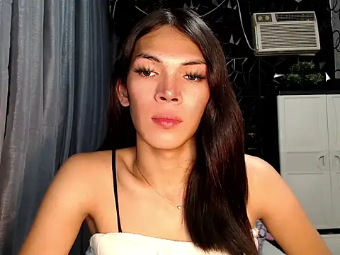 Snapshot of ladyhotcuming chatting on June 7, 2026, 6:35 pm ladyhotcuming online show from June 7, 2026, 6:35 pm