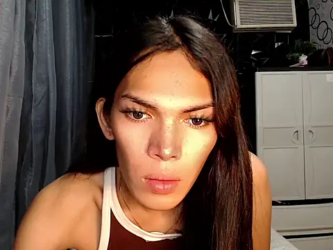Snapshot of ladyhotcuming chatting on May 6, 2026, 9:57 am ladyhotcuming online show from May 6, 2026, 9:57 am