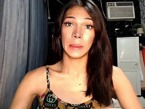Snapshot of ladyhotcuming chatting on June 20, 2026, 11:43 pm ladyhotcuming online show from June 20, 2026, 11:43 pm