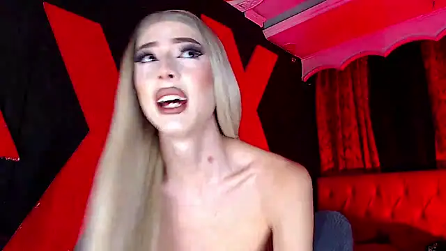 Snapshot of abrilbigcock chatting on June 8, 2026, 12:05 am abrilbigcock online show from June 8, 2026, 12:05 am