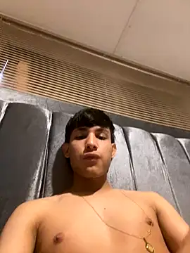 Snapshot of cody_fox10 chatting on September 19, 2025, 8:02 pm cody fox10 online show from September 19, 2025, 8:02 pm