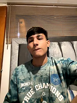 Snapshot of cody_fox10 chatting on October 4, 2025, 7:37 pm cody fox10 online show from October 4, 2025, 7:37 pm