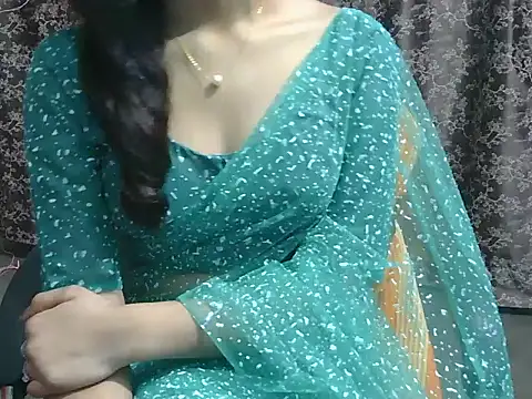 lovely soniya online show from February 16, 2026, 5:06 am