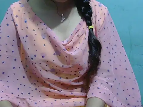 Snapshot of lovely_soniya chatting on September 10, 2025, 8:24 am lovely soniya online show from September 10, 2025, 8:24 am