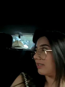 Michelle Zoe online show from September 30, 2025, 9:43 pm