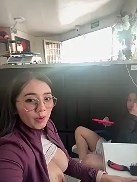 Michelle Zoe online show from November 8, 2025, 11:58 am