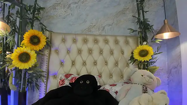 LittleeJaz online show from March 7, 2026, 4:19 am