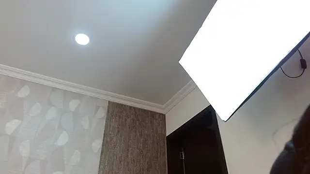 Snapshot of elamurray chatting on November 13, 2025, 11:25 am elamurray online show from November 13, 2025, 11:25 am