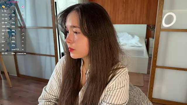 PlumyBun online show from April 16, 2026, 11:07 pm