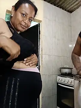 Snapshot of Fernanda30 chatting on January 31, 2026, 7:12 pm Fernanda30 online show from January 31, 2026, 7:12 pm