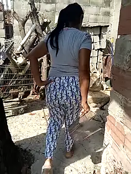 Snapshot of Fernanda30 chatting on February 24, 2026, 6:42 pm Fernanda30 online show from February 24, 2026, 6:42 pm