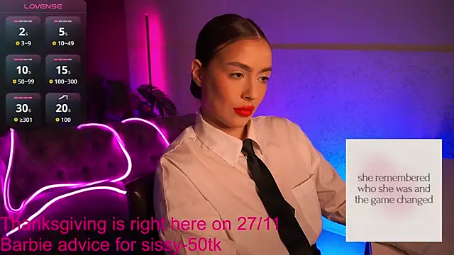 EmiliyaRoude online show from November 26, 2025, 12:16 pm