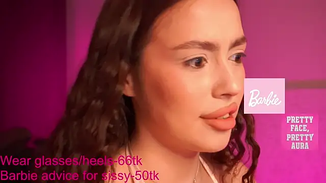 EmiliyaRoude online show from November 9, 2025, 12:53 pm