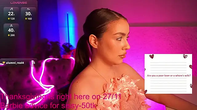 EmiliyaRoude online show from November 20, 2025, 1:12 pm