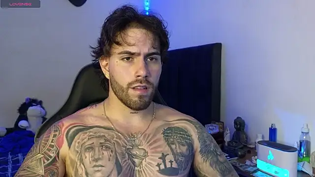 Snapshot of Ades_Lowe chatting on March 9, 2026, 4:54 pm Ades Lowe online show from March 9, 2026, 4:54 pm