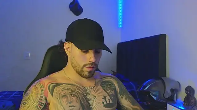 Snapshot of Ades_Lowe chatting on January 15, 2026, 12:03 am Ades Lowe online show from January 15, 2026, 12:03 am