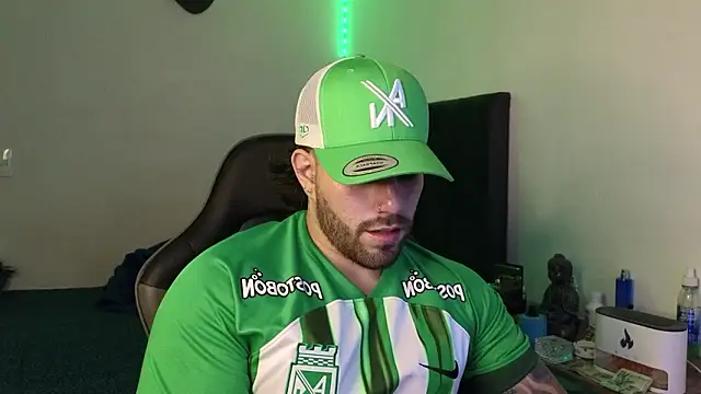 Snapshot of Ades_Lowe chatting on March 18, 2026, 7:00 am Ades Lowe online show from March 18, 2026, 7:00 am