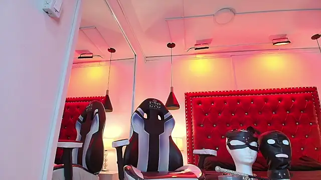 Snapshot of Sharon_nyx chatting on November 19, 2025, 12:49 pm Sharon nyx online show from November 19, 2025, 12:49 pm