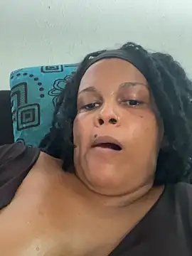 Snapshot of sandrisima1 chatting on May 6, 2026, 5:06 pm sandrisima1 online show from May 6, 2026, 5:06 pm