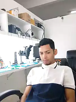 Snapshot of Oqui chatting on February 21, 2026, 12:51 pm Oqui online show from February 21, 2026, 12:51 pm