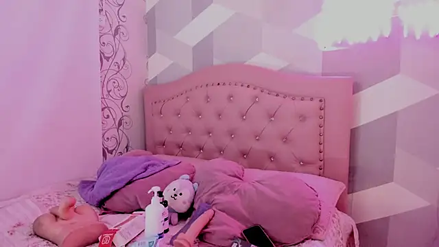 Snapshot of BiancaShermann chatting on November 15, 2025, 3:38 pm BiancaShermann online show from November 15, 2025, 3:38 pm