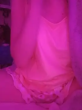 Hottiesophie online show from May 29, 2026, 11:00 pm