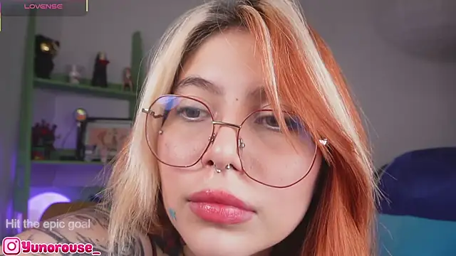 Snapshot of YunoRose_ chatting on March 29, 2026, 8:32 pm YunoRose online show from March 29, 2026, 8:32 pm