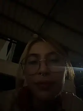 YunoRose  online show from July 4, 2026, 2:29 am