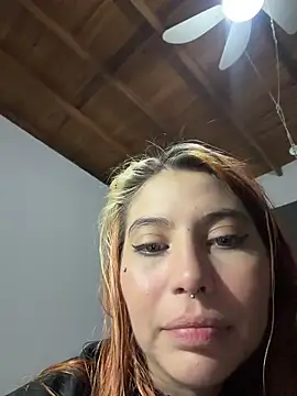 Snapshot of YunoRose_ chatting on March 9, 2026, 2:26 am YunoRose online show from March 9, 2026, 2:26 am