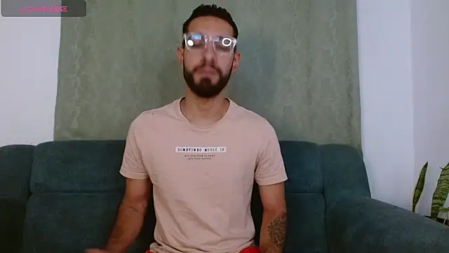 Snapshot of ReyPablo1 chatting on September 14, 2025, 2:50 pm ReyPablo1 online show from September 14, 2025, 2:50 pm