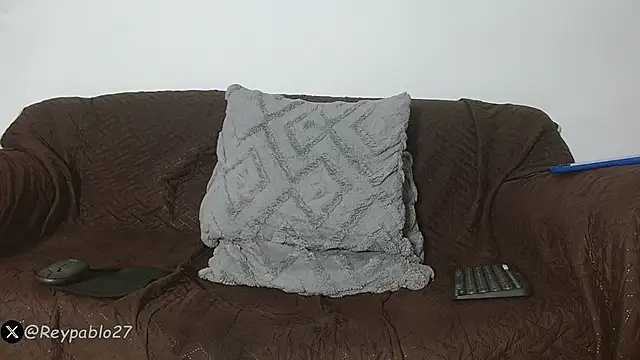 ReyPablo1 online show from April 10, 2026, 11:56 pm