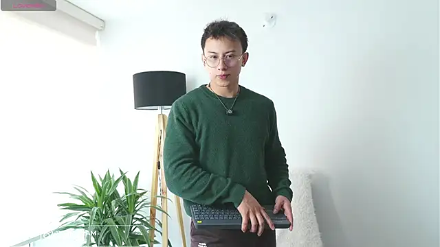 DeusbelliS online show from November 9, 2025, 3:27 pm