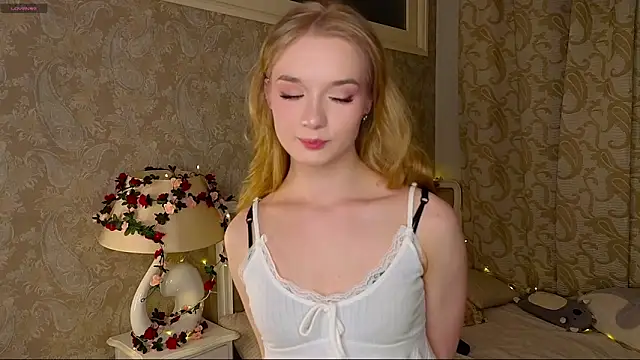 Snapshot of Emma_Frosty chatting on February 20, 2026, 9:50 pm Emma Frosty online show from February 20, 2026, 9:50 pm