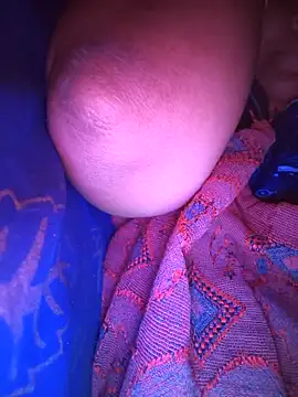 Snapshot of Villageanuty chatting on November 22, 2025, 5:45 pm Villageanuty online show from November 22, 2025, 5:45 pm