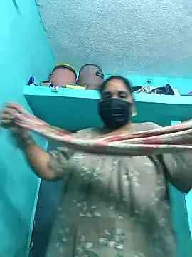 Snapshot of Villageanuty chatting on January 7, 2026, 3:44 am Villageanuty online show from January 7, 2026, 3:44 am