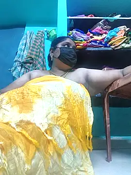 Snapshot of Villageanuty chatting on April 8, 2026, 4:30 pm Villageanuty online show from April 8, 2026, 4:30 pm