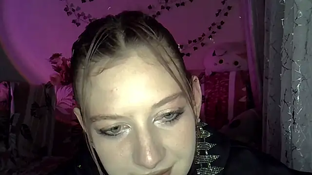 Snapshot of Lily_Ember chatting on November 23, 2025, 6:29 pm Lily Ember online show from November 23, 2025, 6:29 pm