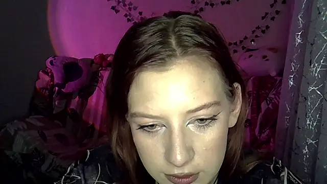 Snapshot of Lily_Ember chatting on December 1, 2025, 6:20 pm Lily Ember online show from December 1, 2025, 6:20 pm