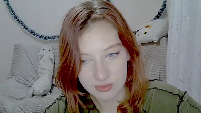 Snapshot of Lily_Ember chatting on December 15, 2025, 6:25 pm Lily Ember online show from December 15, 2025, 6:25 pm