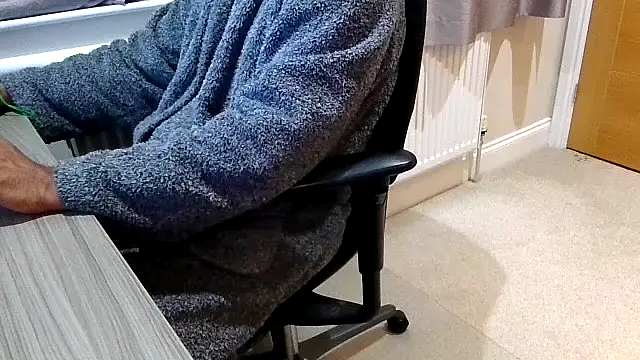 rogamuffin online show from September 17, 2025, 9:39 pm