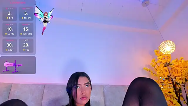 Snapshot of AbellaDannger chatting on October 28, 2025, 2:45 am AbellaDannger online show from October 28, 2025, 2:45 am